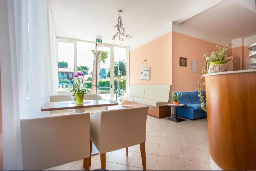 Hotel Villa Vera Rimini Ngoại thất bức ảnh