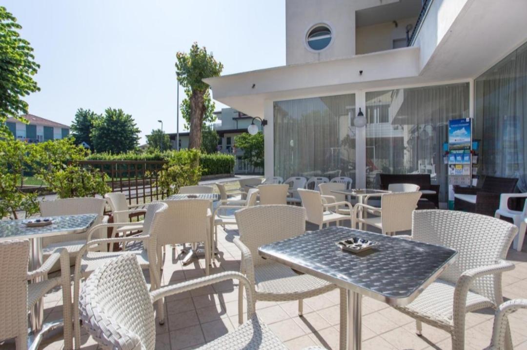 Hotel Villa Vera Rimini Ngoại thất bức ảnh